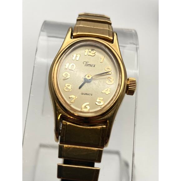 VTG Timex BA Cell Womens Petite Watch 18mm New Battery - Stretch Expansion Band - Picture 3 of 8